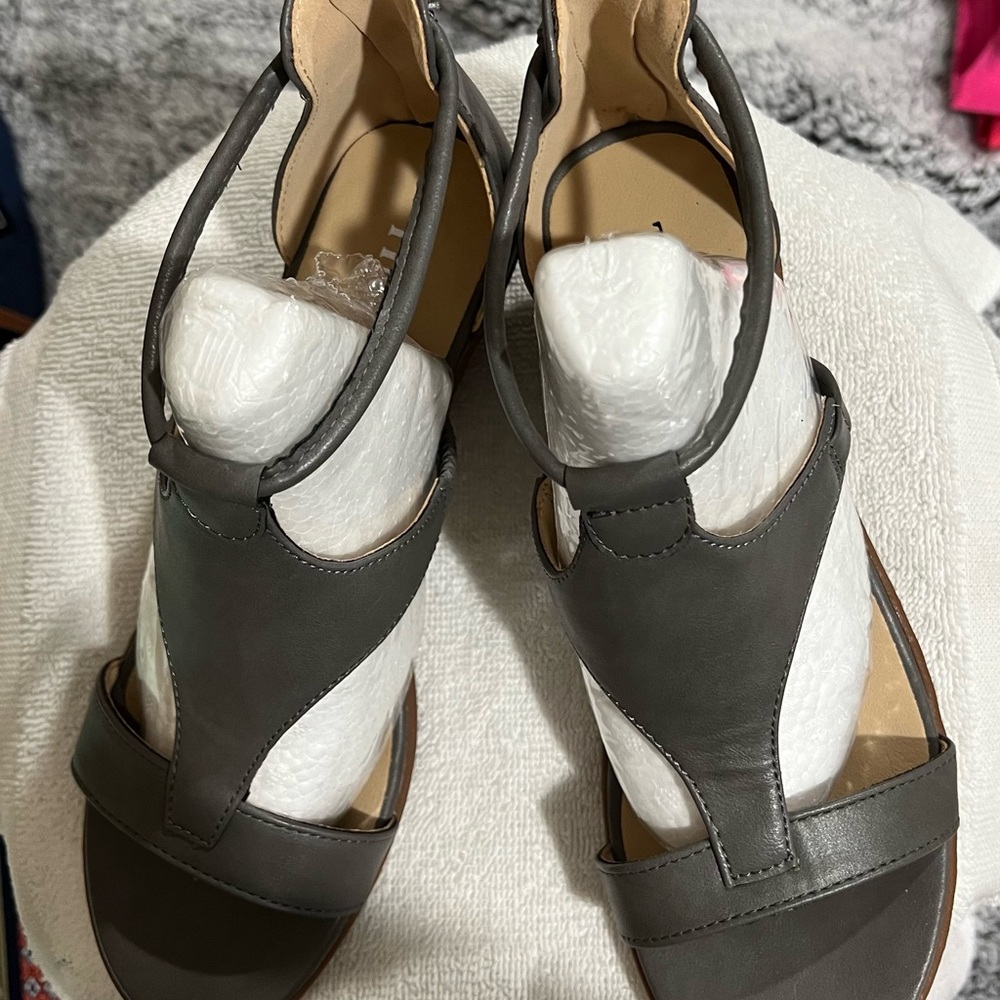 Womens dress shoes